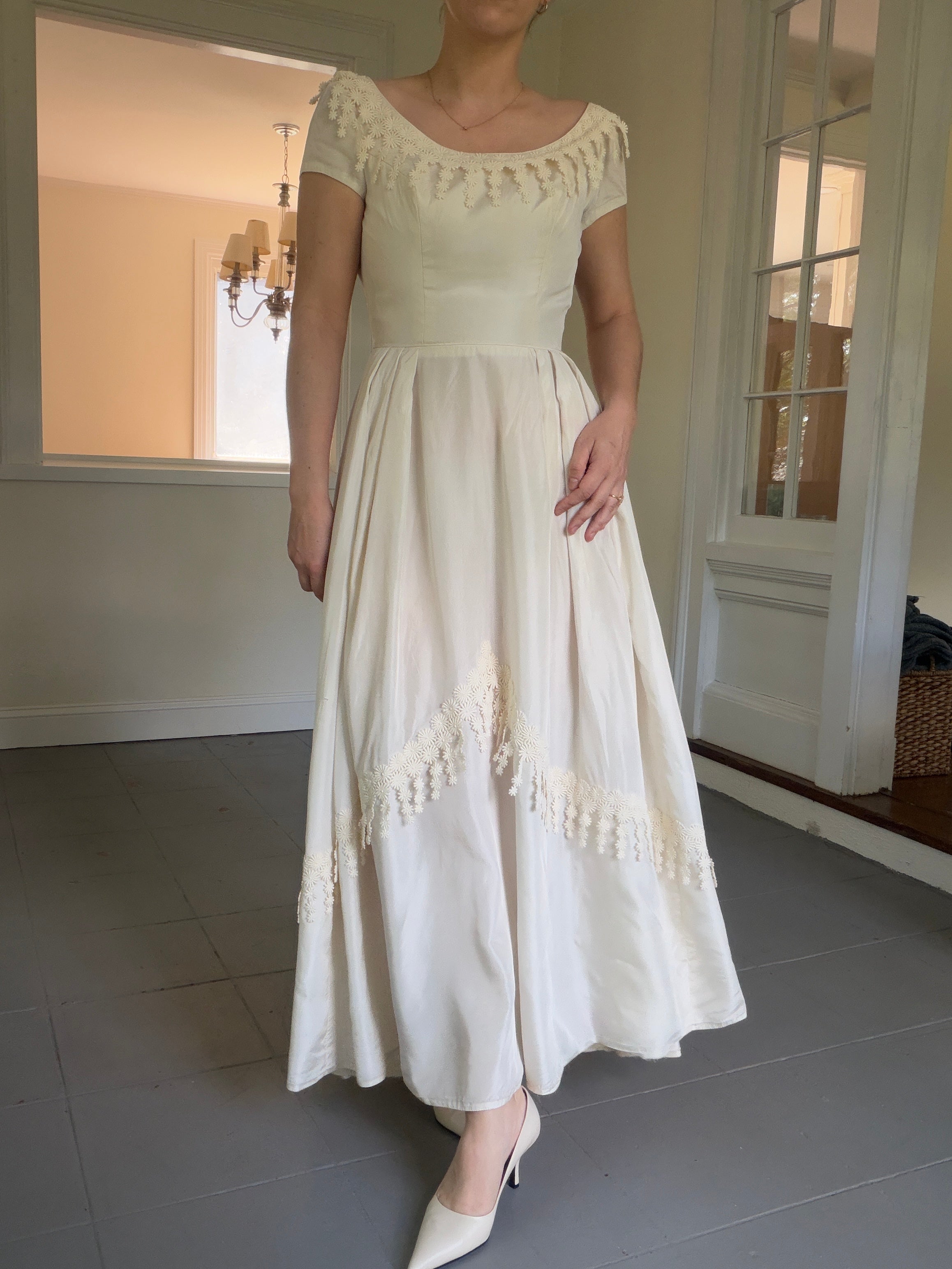 Vintage 40s Cahill Of Beverly Hills Couture Wedding Dress With Guipure Lace
