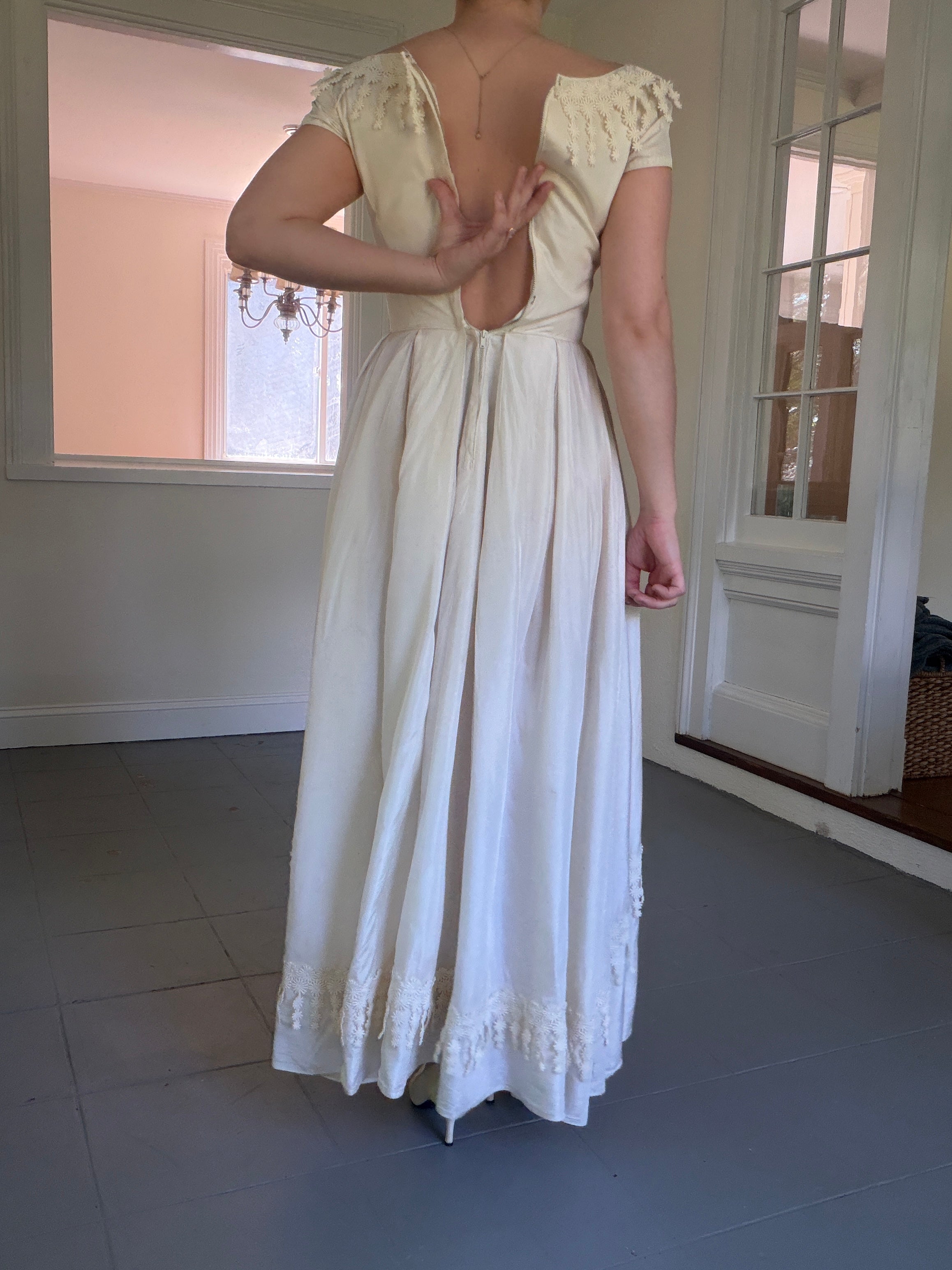 Vintage 40s Cahill Of Beverly Hills Couture Wedding Dress With Guipure Lace