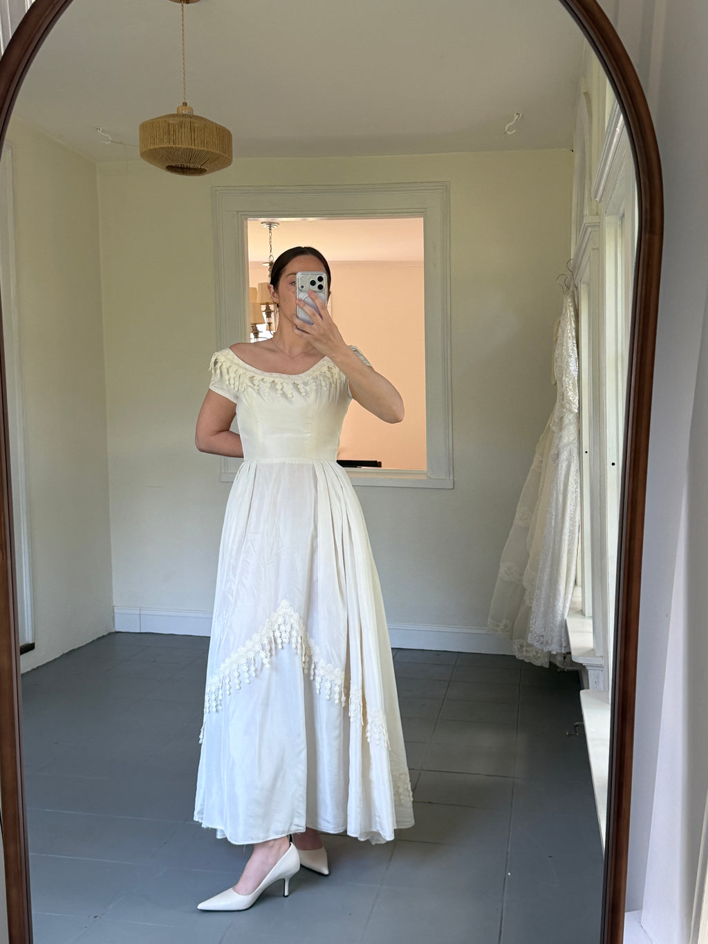 Vintage 40s Cahill Of Beverly Hills Couture Wedding Dress With Guipure Lace