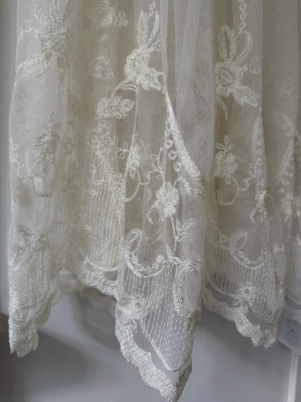 Vintage 70s Sheer Embroidered Mesh 3/4 Length Sleeve Midi