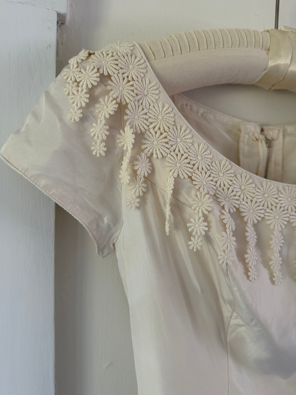 Vintage 40s Cahill Of Beverly Hills Couture Wedding Dress With Guipure Lace