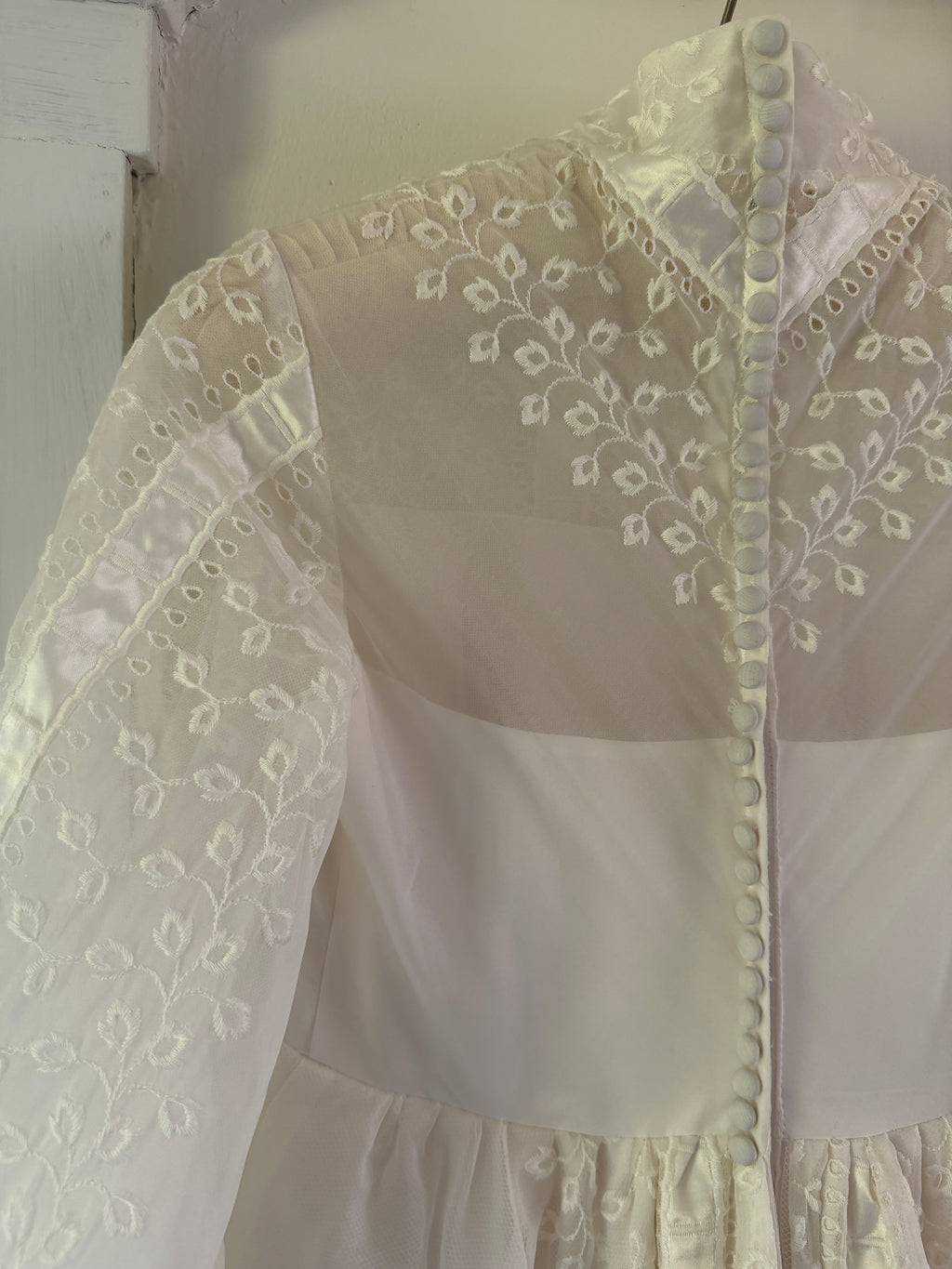 Vintage 60s Alfred Angelo Original Empire Waist Broderie Anglaise Wedding Gown