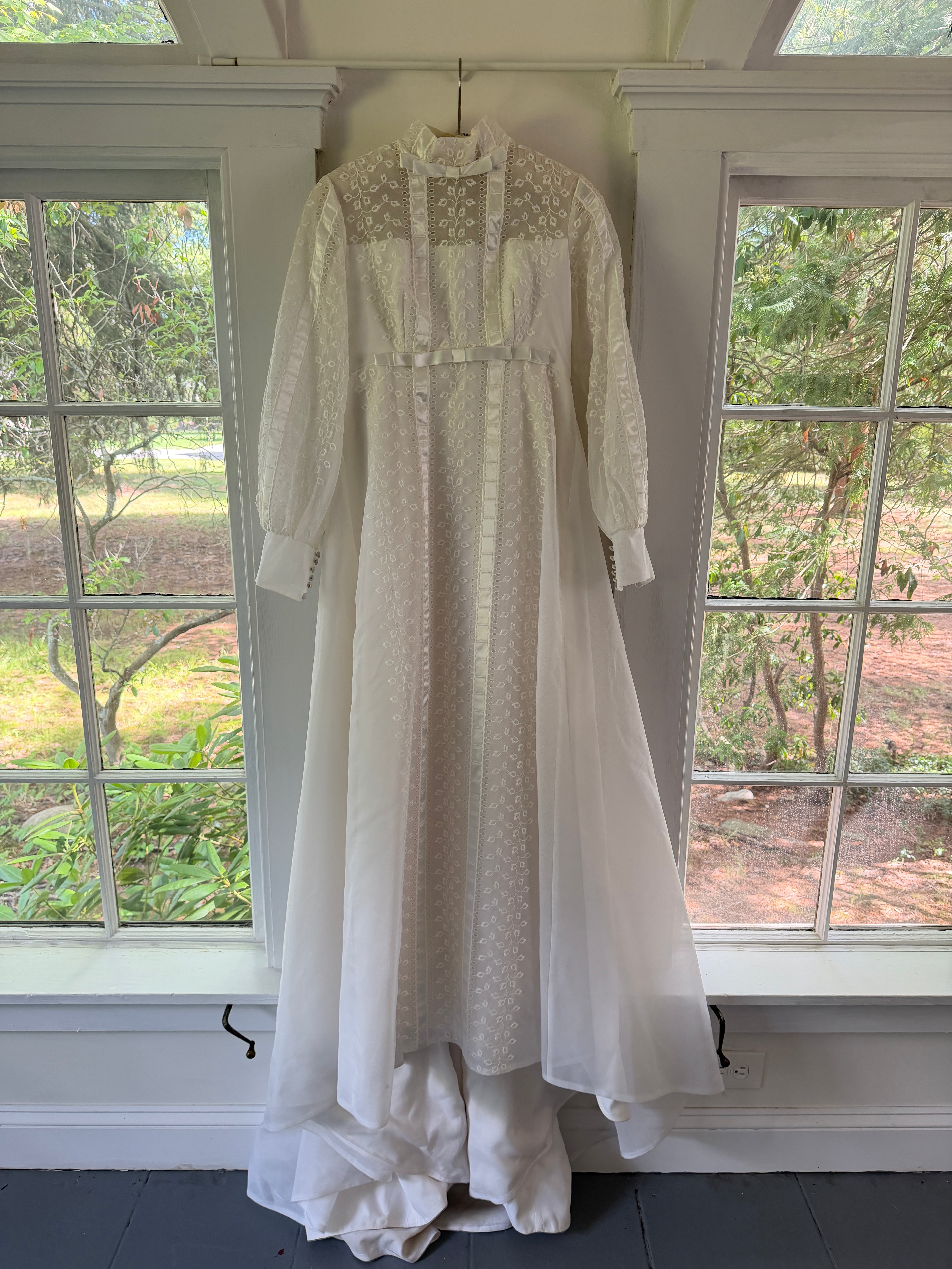 Vintage 60s Alfred Angelo Original Empire Waist Broderie Anglaise Wedding Gown